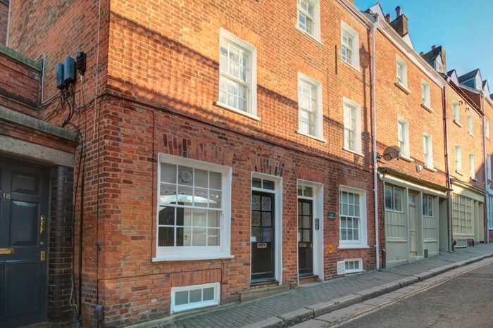 1 Bedroom Flat To Rent In Lower North Street, Exeter, EX4