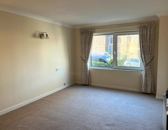 1 Bedroom Flat To Rent In Bryngwyn Road, Newport, NP20