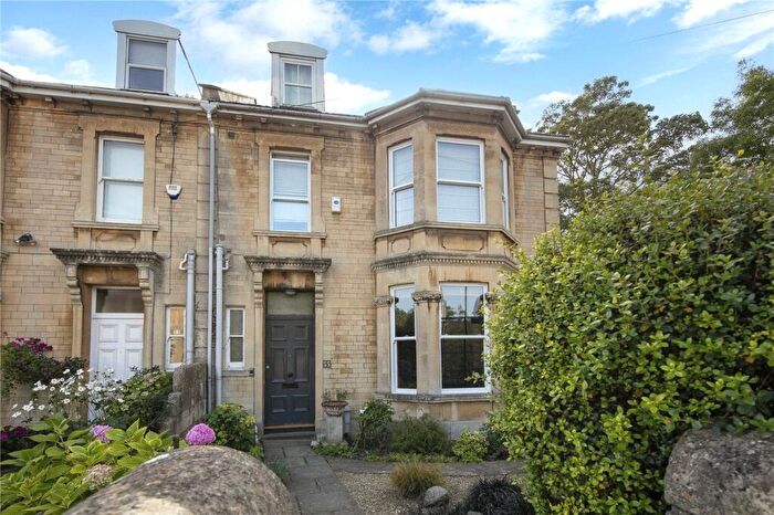 6 Bedroom Semi-Detached House To Rent In Newbridge Hill, Bath, Somerset, BA1