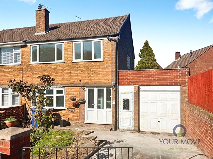 3 Bedroom Semi-Detached House For Sale In Redwood Avenue, Dudley, West Midlands, DY1
