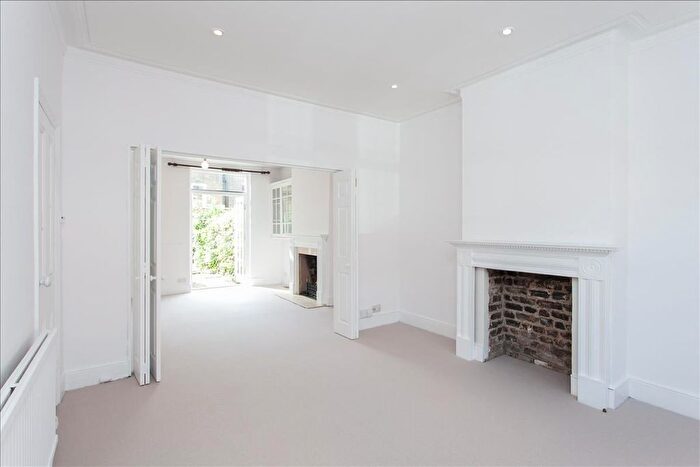 2 Bedroom Terraced House To Rent In Musard Road, Hammersmith, London, W6