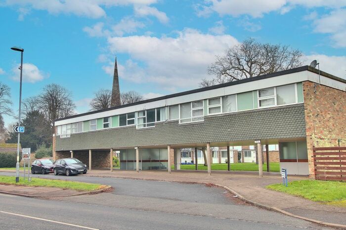 2 Bedroom Flat To Rent In Clare Court, St. Ives, Huntingdon, PE27