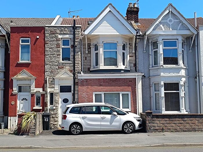 3 Bedroom Terraced House For Sale In Milton Road, Portsmouth, PO3