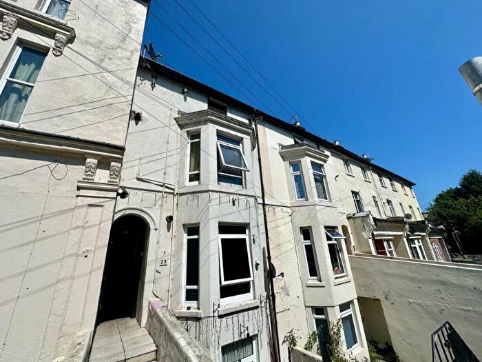 1 Bedroom Flat To Rent In Foord Road South, Folkestone, CT20
