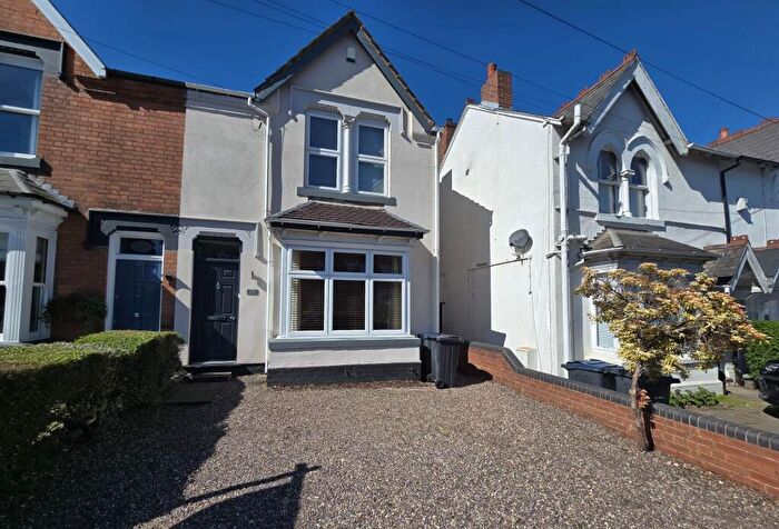 4 Bedroom Semi Detached House To Rent In Boldmere Road, Boldmere, Sutton Coldfield, B73