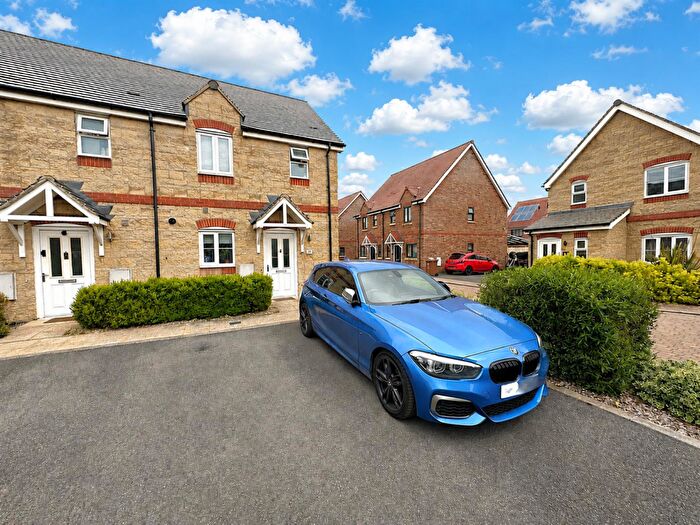 2 Bedroom End Of Terrace House For Sale In Woburn Close, Corby, NN17