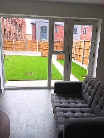 4 Bedroom Property To Rent In Moss Lane West, Manchester, M15