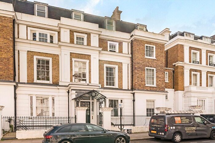 2 Bedroom Flat For Sale In Craven Hill, Notting Hill, W2