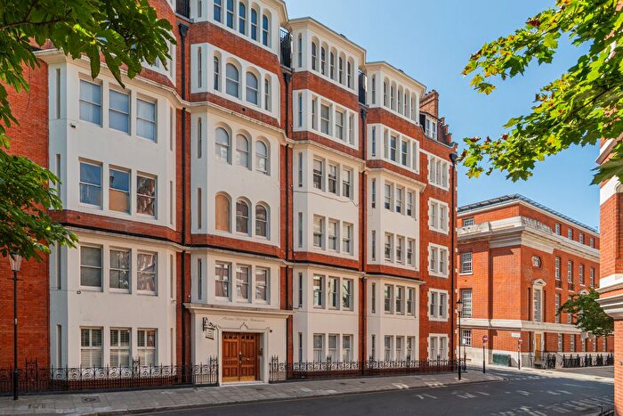 4 Bedroom Flat For Sale In Sloane Terrace Mansions, Kensington, London, SW1X