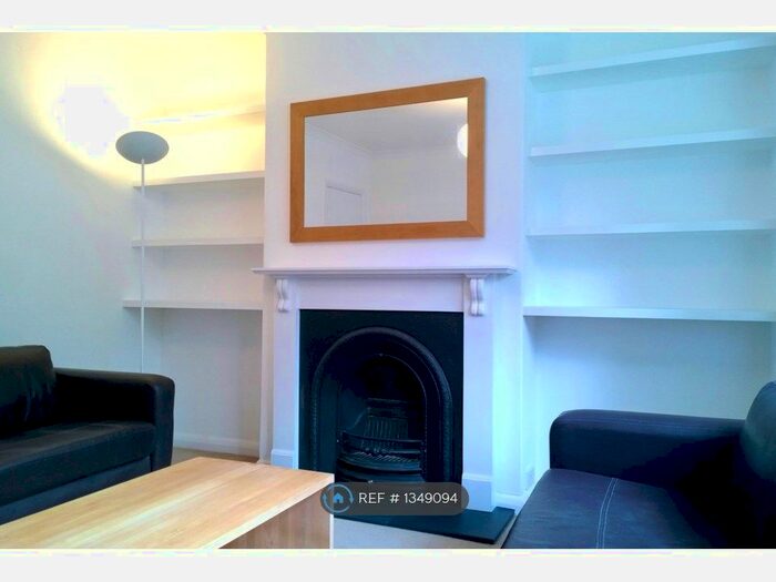 2 Bedroom Flat To Rent In Bedford Road, London, W4