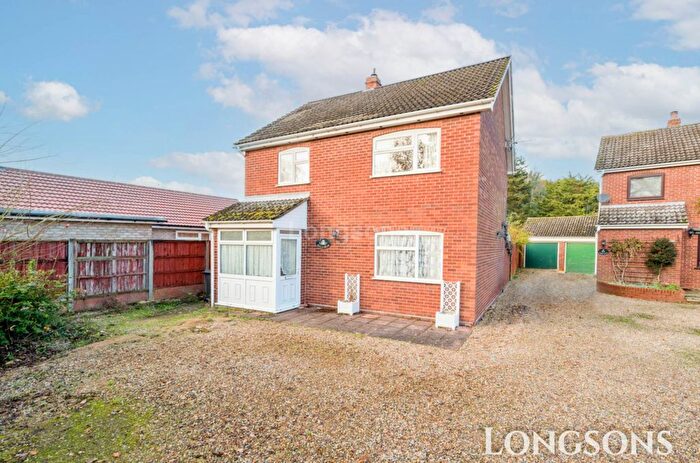 3 Bedroom Detached House For Sale In Thompson Road, Griston, IP25