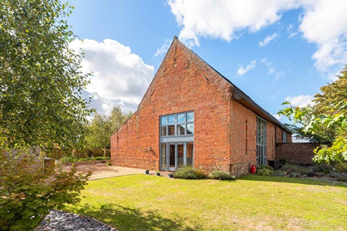4 Bedroom Barn For Sale In Tunstead Road, Hoveton, NR12
