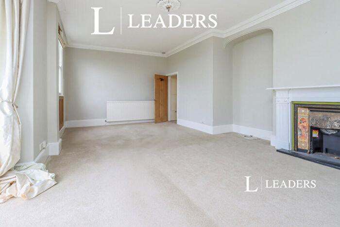 2 Bedroom Flat To Rent In Chester, CH3