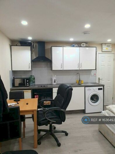 1 Bedroom Flat To Rent In Selly Oak, Birmingham, B29