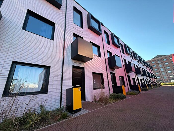 3 Bedroom House To Rent In Redbridge Quay, Birkenhead, CH41