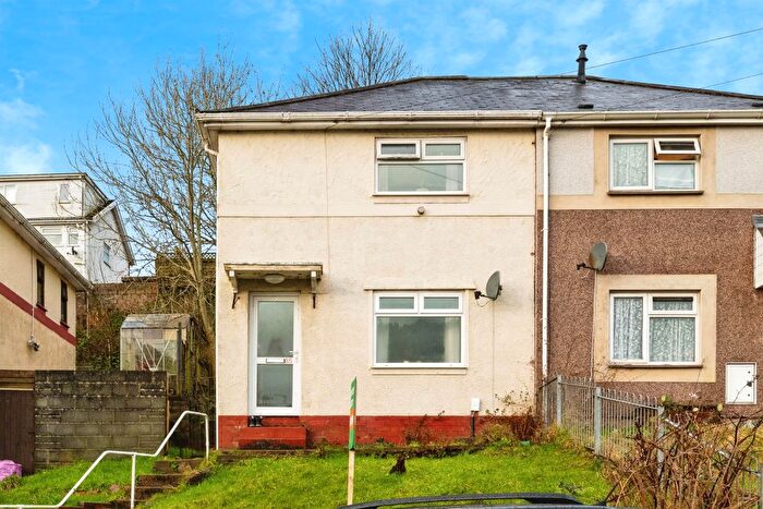 2 Bedroom Semi-Detached House For Sale In Heol Maes Y Gelynen, Morriston, Swansea, SA6