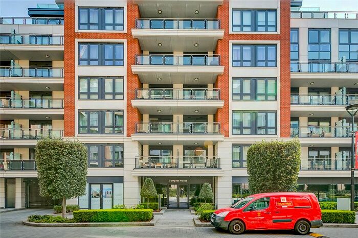 Studio To Rent In Park Street, London, SW6