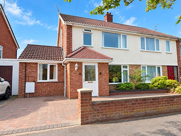 4 Bedroom Semi Detached House For Sale In Congreve Road, Ipswich, IP1