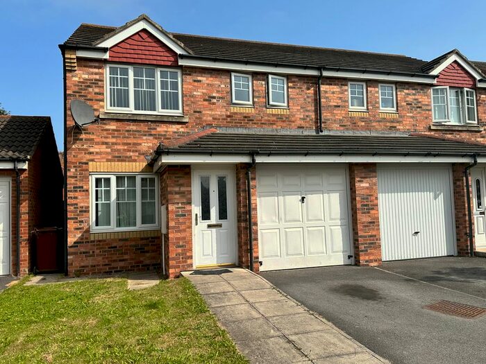 3 Bedroom Semi-Detached House To Rent In Sedgewick Close, Hartlepool, TS24