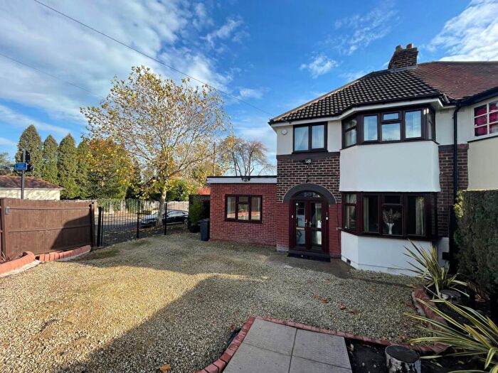 3 Bedroom Semi Detached House To Rent In Court Lane, Birmingham, B23