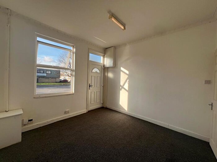 2 Bedroom Terraced House To Rent In Lockhurst Lane, Coventry, CV6