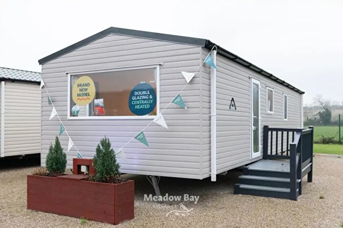 2 Bedroom Park Home For Sale In Plough Road, Minster On Sea, Sheerness, ME12