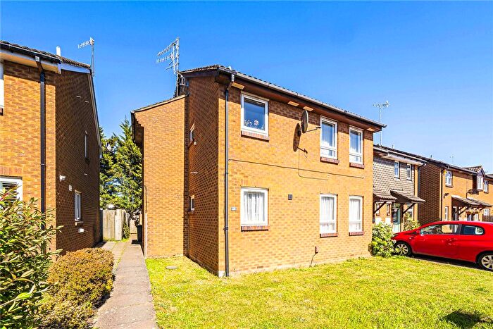 Studio To Rent In Oak Path, Bushey, Hertfordshire, WD23
