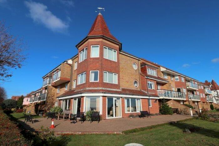 1 Bedroom Flat To Rent In The Esplanade, Frinton-On-Sea CO13