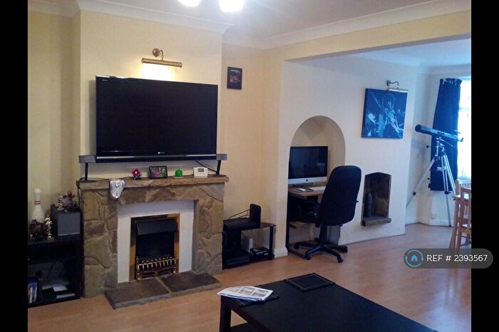 3 Bedroom End Of Terrace House To Rent In Stratton Road, Bexleyheath, DA7