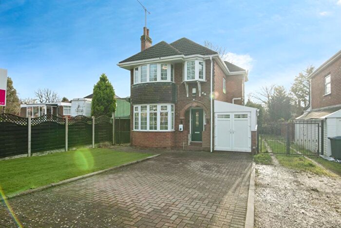 3 Bedroom Detached House For Sale In Ridgacre Road, Quinton, Birmingham, B32