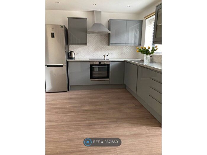 2 Bedroom End Of Terrace House To Rent In Cheltenham, Cheltenham, GL51