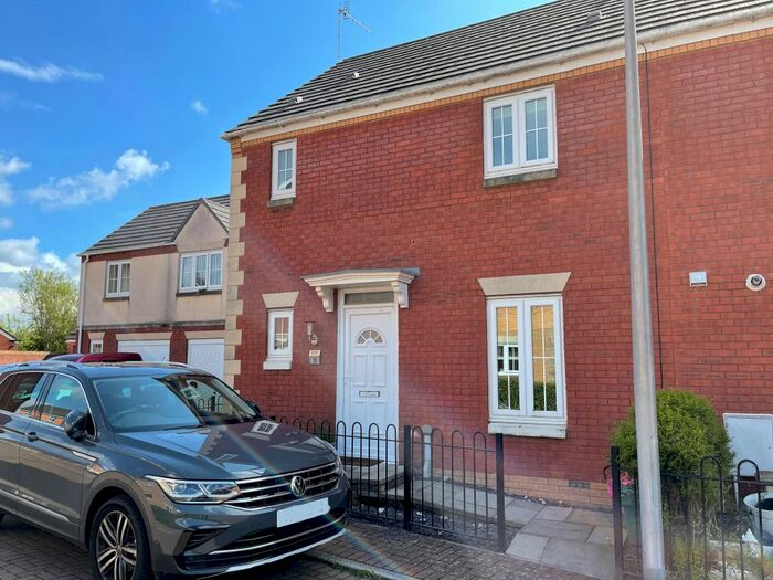 3 Bedroom House To Rent In Six Mills Avenue, Gorseinon, Swansea, SA4