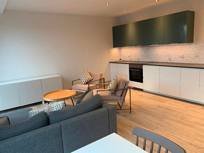 2 Bedroom Flat To Rent In Scotland Road, Warrington, WA1