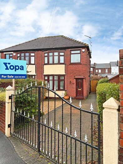 3 Bedroom Semi Detached House For Sale In Singleton Grove, Sheffield, S6