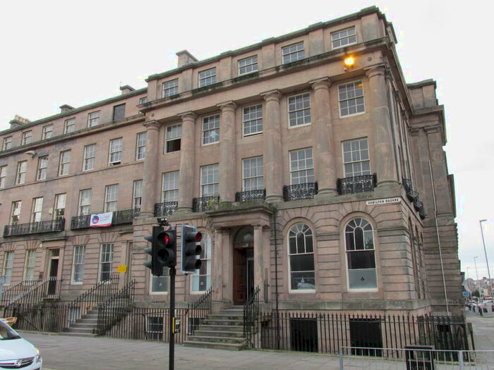 1 Bedroom Flat To Rent In Apt Hamilton Square, CH41