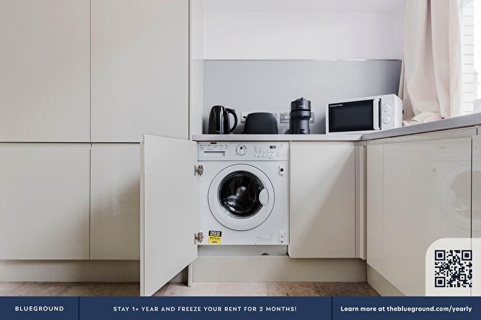 2 Bedroom Flat To Rent In Clerkenwell, London, EC1V