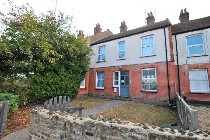 1 Bedroom Flat To Rent In Carlingford Drive, SS0