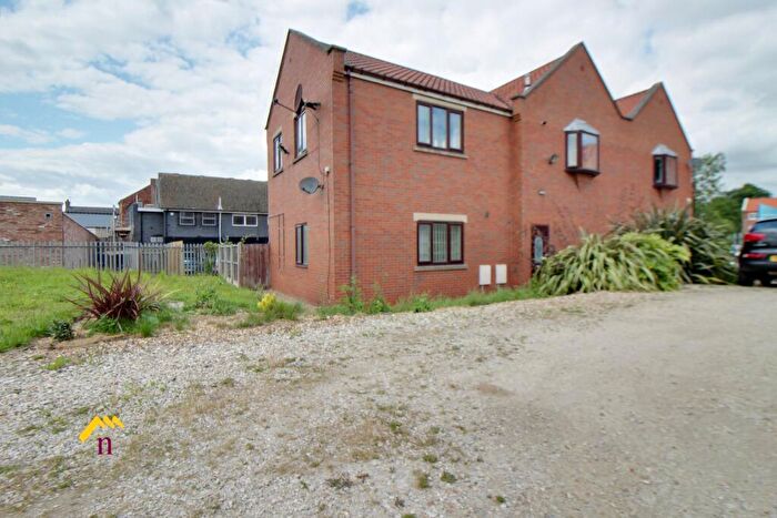 1 Bedroom Flat To Rent In Church Street, Thorne, DN8