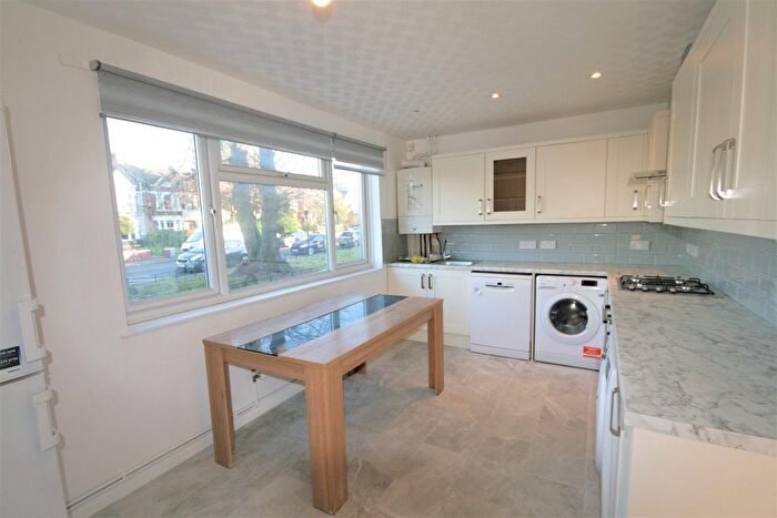 3 Bedroom Terraced House To Rent In Upper Tulse Hill, London, SW2