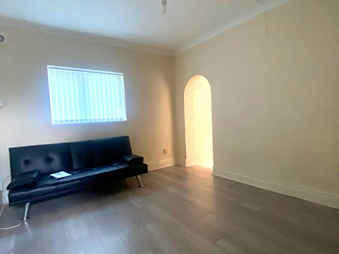 1 Bedroom Flat To Rent In Handsworth Wood Road, Birmingham, West Midlands, B20