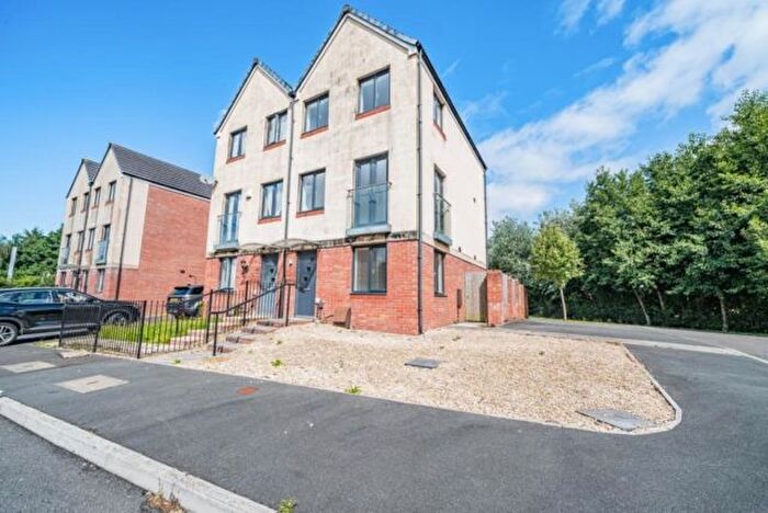 3 Bedroom Semi-Detached House To Rent In Golwg Y Garreg, Swansea, SA1