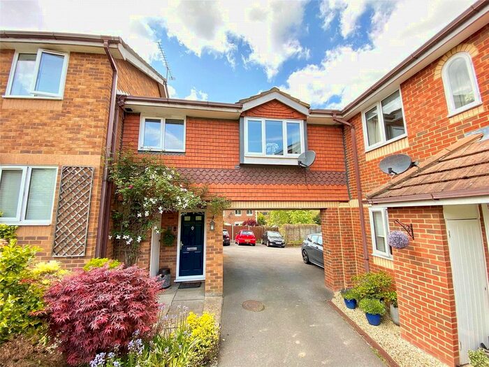 1 Bedroom Maisonette To Rent In Walsh Avenue, Warfield, Bracknell, Berkshire, RG42