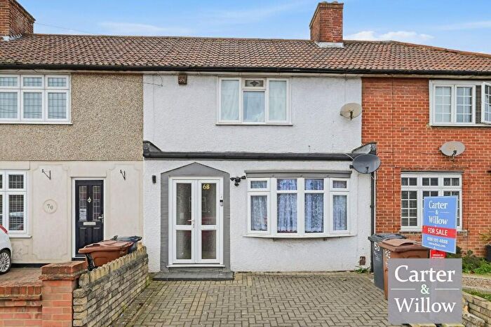 3 Bedroom Terraced House For Sale In Porters Avenue, Dagenham, RM8