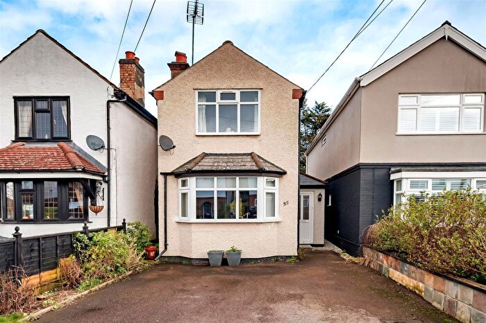 2 Bedroom Detached House For Sale In Fairfield Road, Epping, CM16