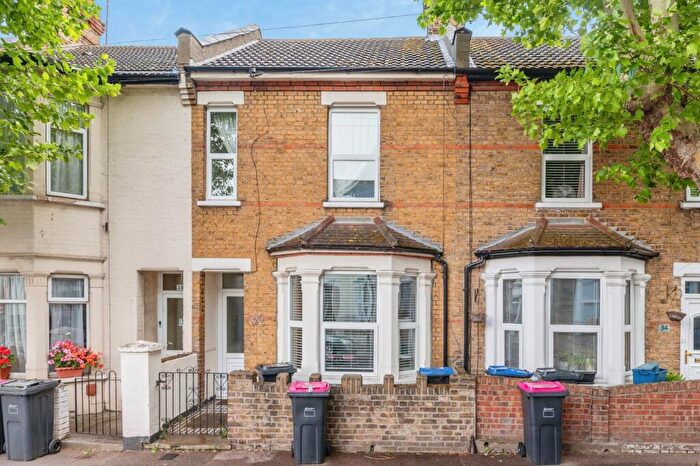 3 Bedroom Terraced House For Sale In Tudor Road, Westcliff-on-Sea, Essex, SS0
