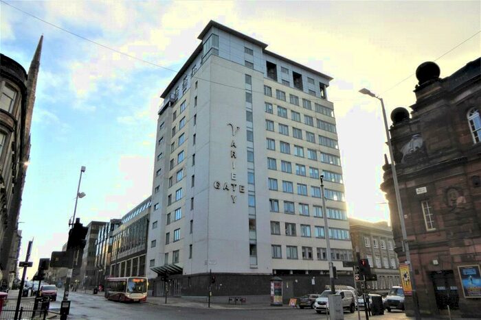 2 Bedroom Flat To Rent In Bath Street, Glasgow, G2
