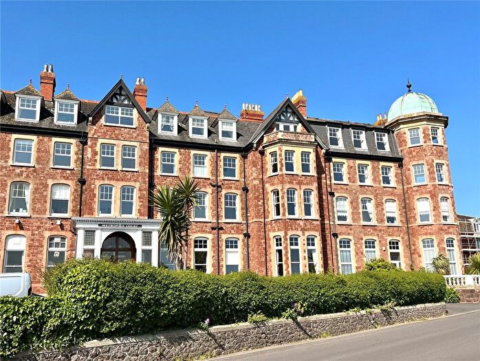 2 Bedroom Flat For Sale In Metropole Court, Minehead, Somerset, TA24