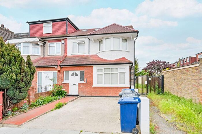 1 Bedroom Flat To Rent In Cecil Road, Acton, London, W3