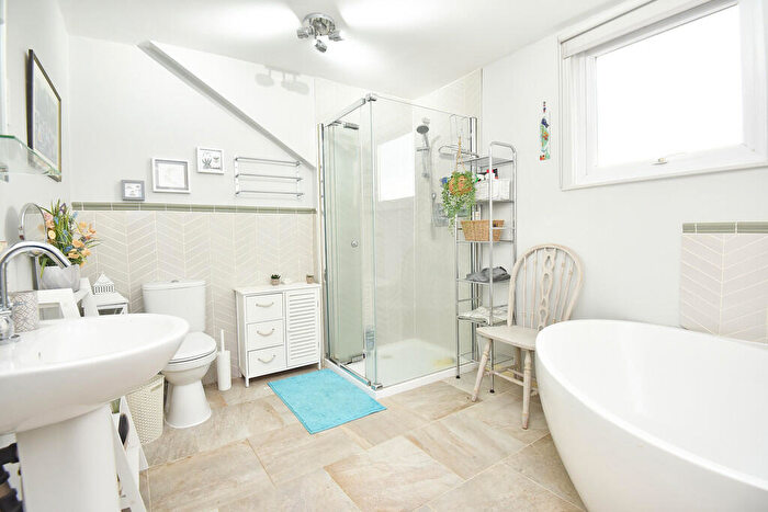 3 Bedroom Terraced House For Sale In Pudsey Terrace, Low Laithe, HG3