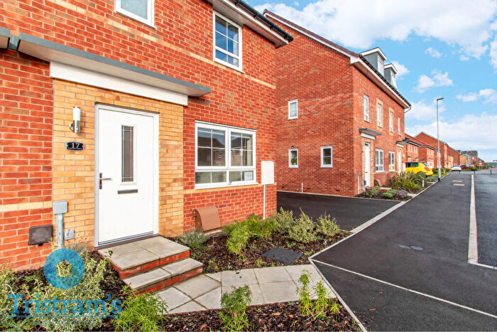 3 Bedroom Semi-Detached House For Sale In Wheatstone Gardens, Beeston, NG9